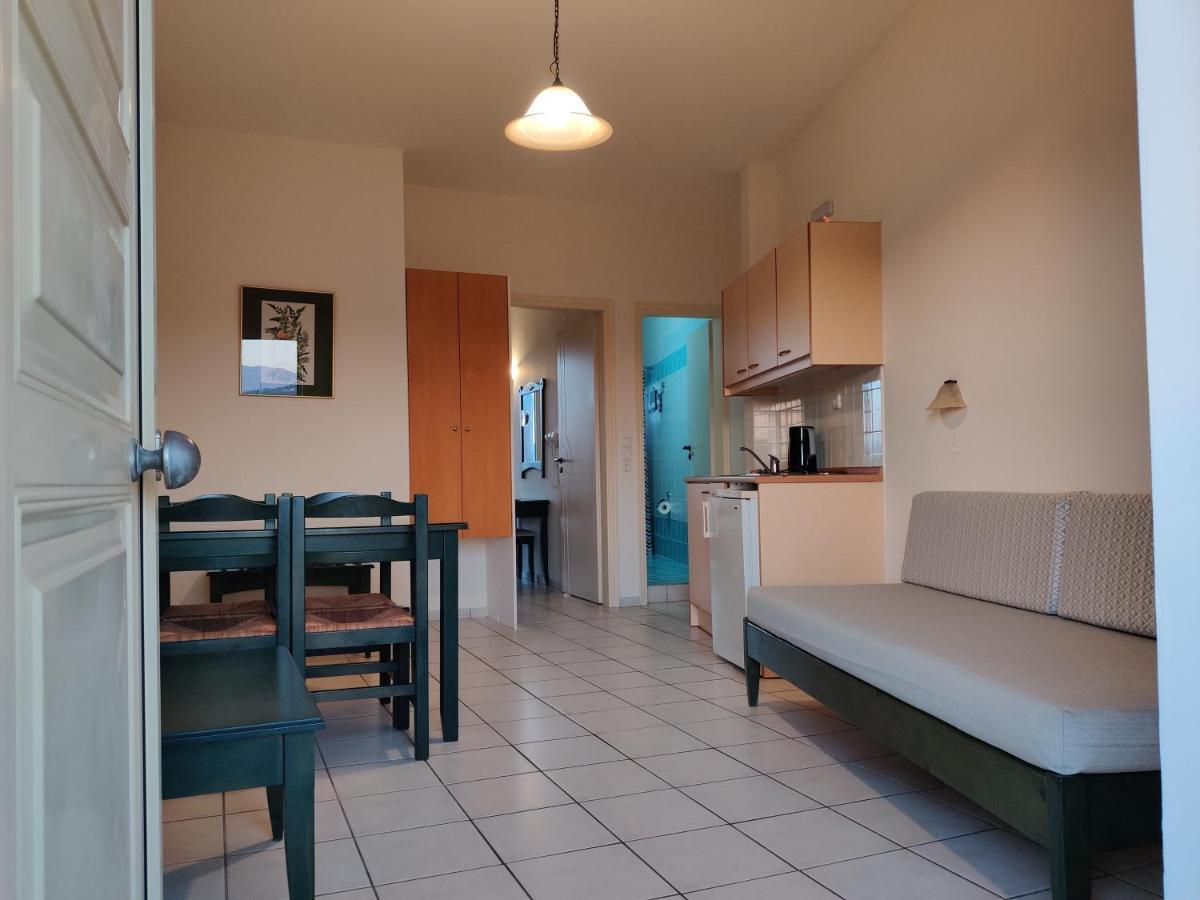 Zannis Hotel 罗希姆诺 外观 照片