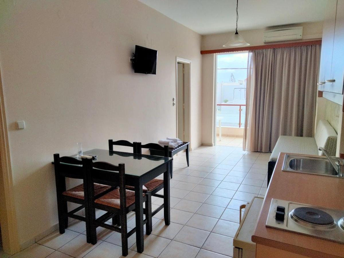 Zannis Hotel 罗希姆诺 外观 照片
