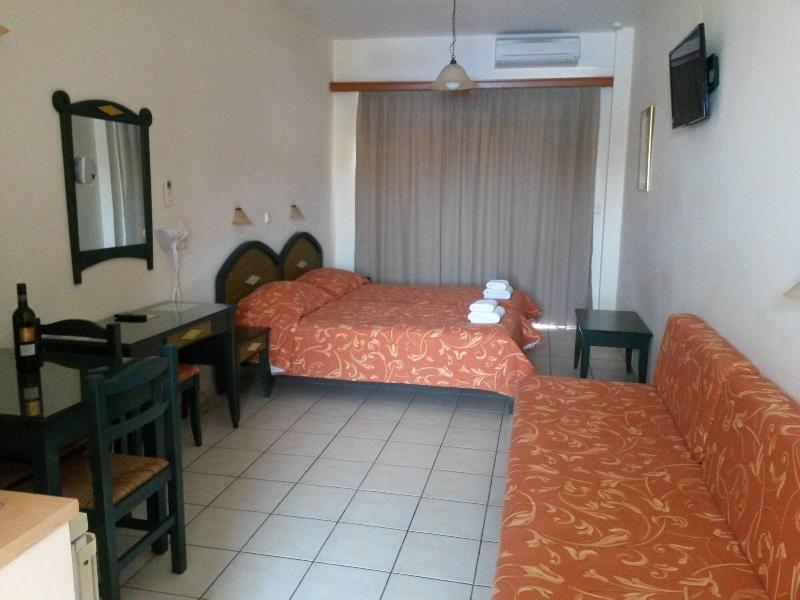 Zannis Hotel 罗希姆诺 外观 照片
