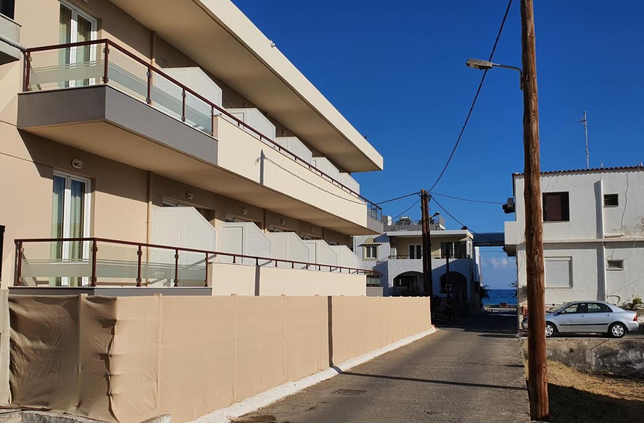 Zannis Hotel 罗希姆诺 外观 照片