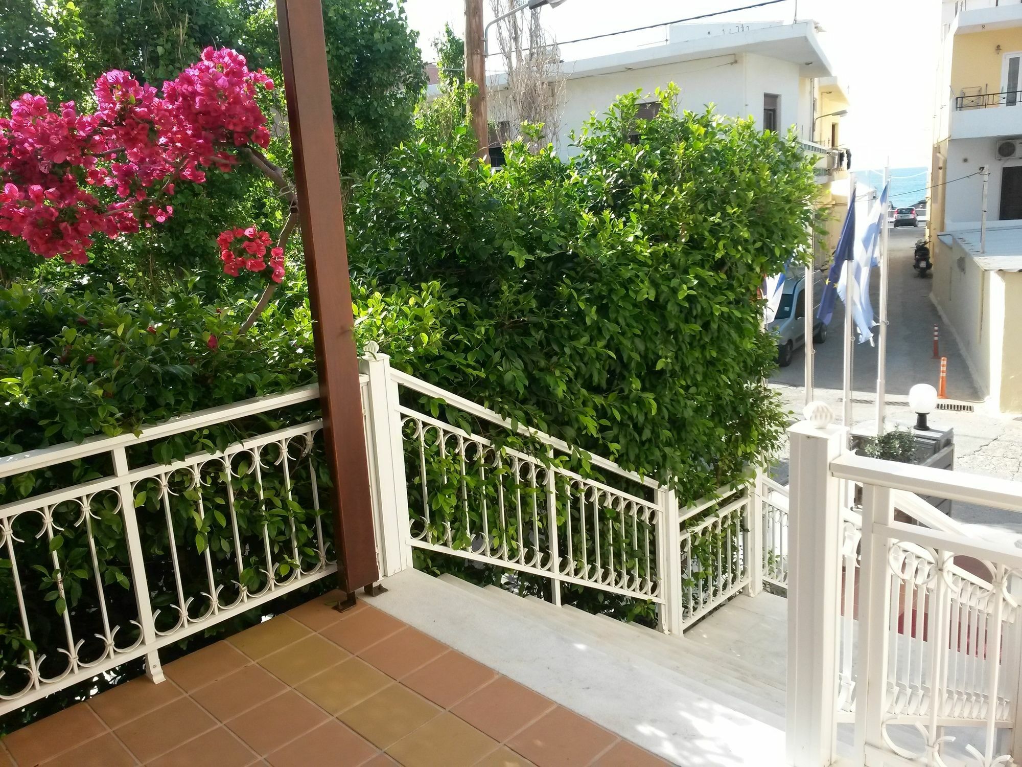 Zannis Hotel 罗希姆诺 外观 照片